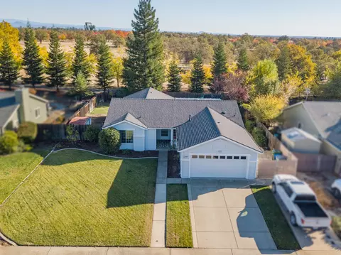 2169 Hemingway St, Redding, CA 96003 photo 5