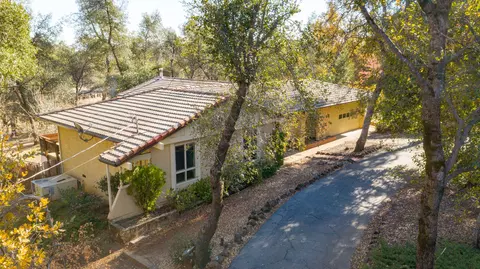 8945 Sadawa Ln, Redding, CA 96001 photo 30