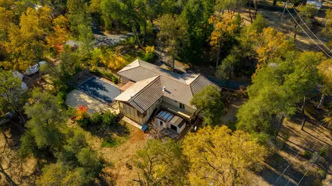 8945 Sadawa Ln, Redding, CA 96001 photo 26