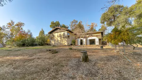 8945 Sadawa Ln, Redding, CA 96001 photo 23