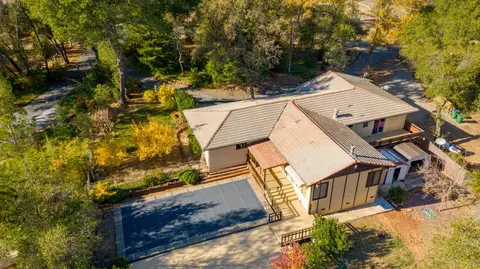 8945 Sadawa Ln, Redding, CA 96001 photo 25