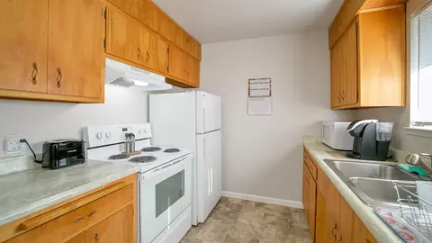 1421 Olive Ave, Redding, CA 96001 photo 7