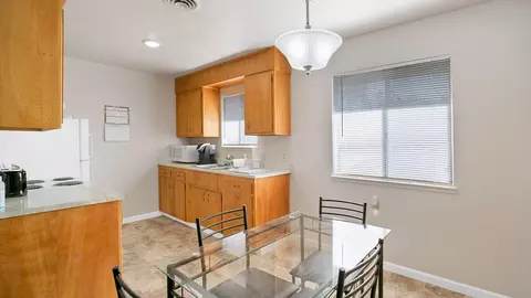 1421 Olive Ave, Redding, CA 96001 photo 4