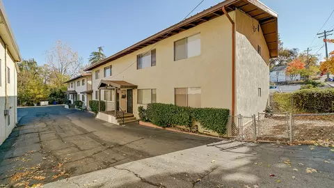 1421 Olive Ave, Redding, CA 96001 photo 51