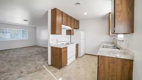 1421 Olive Ave, Redding, CA 96001 photo 25