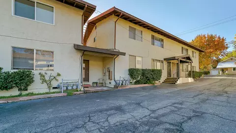 1421 Olive Ave, Redding, CA 96001 photo 56