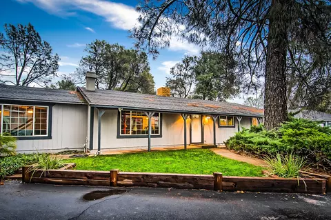 13016 Tierra Oaks Dr, Redding, CA 96003 photo 2
