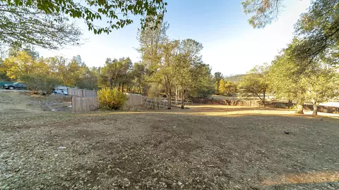 13999 Cody Ln, Redding, CA 96003 photo 10