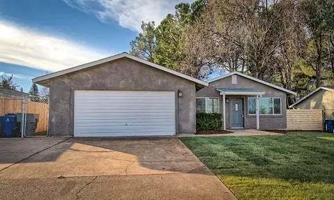 2273 Christian Ln, Redding, CA 96002 photo 1
