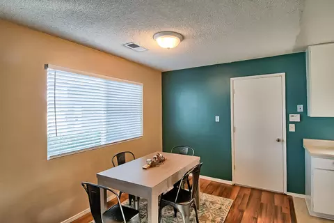 2273 Christian Ln, Redding, CA 96002 photo 6
