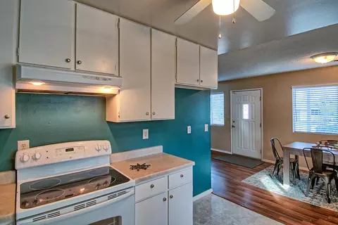 2273 Christian Ln, Redding, CA 96002 photo 9