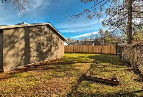 2273 Christian Ln, Redding, CA 96002 photo 19