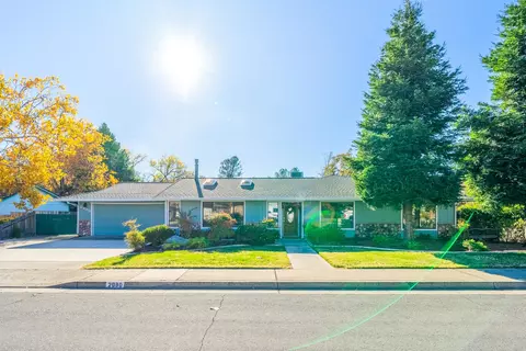2989 Lake Redding Dr, Redding, CA 96003 photo 10