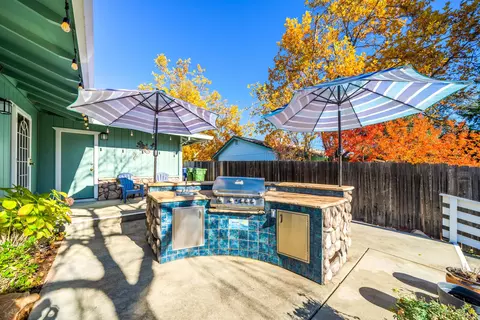2989 Lake Redding Dr, Redding, CA 96003 photo 50