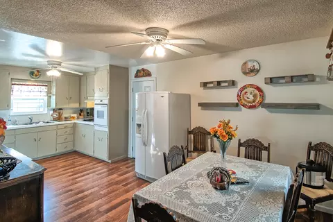 1597 Derby Ln, Redding, CA 96002 photo 13