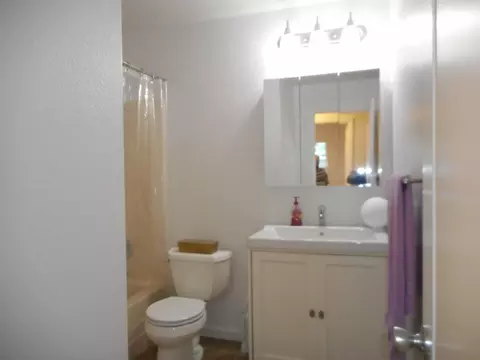 1931 Carleton St, Redding, CA 96002 photo 4