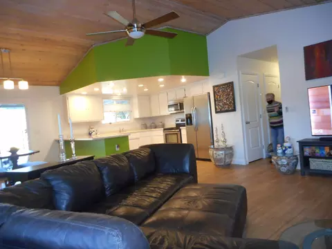 1931 Carleton St, Redding, CA 96002 photo 3