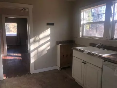 625 Spring St, Mount Shasta, CA 96067 photo 8