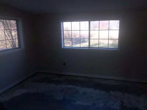 625 Spring St, Mount Shasta, CA 96067 photo 1