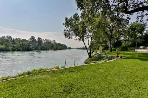 2545 Freebridge St, Redding, CA 96001 photo 3