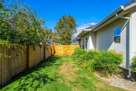 509 Antoinette Ct, Red Bluff, CA 96080 photo 33