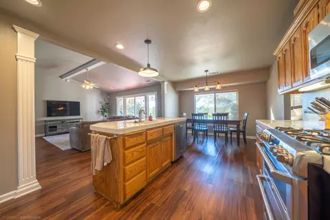 2811 Blue Bell Dr, Redding, CA 96001 photo 12