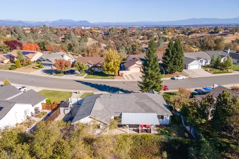 2811 Blue Bell Dr, Redding, CA 96001 photo 36