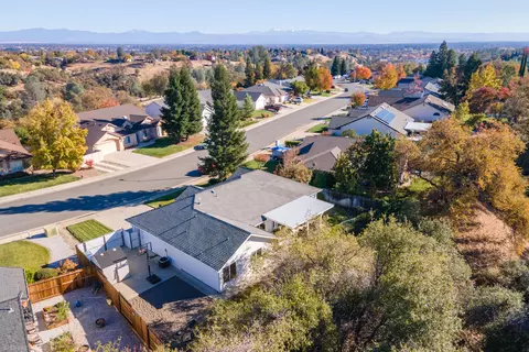 2811 Blue Bell Dr, Redding, CA 96001 photo 35