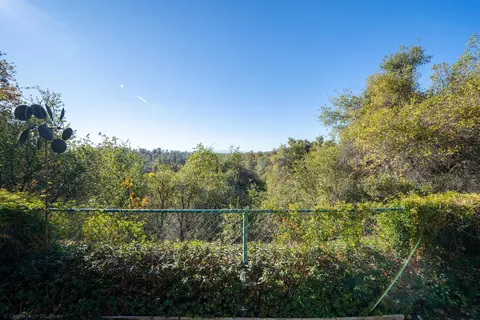 2811 Blue Bell Dr, Redding, CA 96001 photo 24