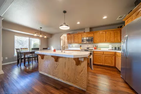 2811 Blue Bell Dr, Redding, CA 96001 photo 8
