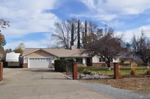 19733 Midland Dr, Redding, CA 96003 photo 1