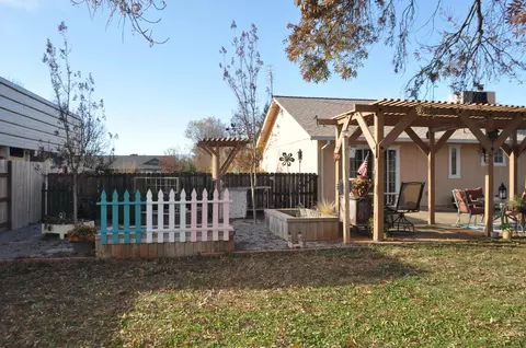 19733 Midland Dr, Redding, CA 96003 photo 54