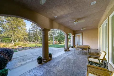 19550 San Vincente Dr, Redding, CA 96003 photo 23