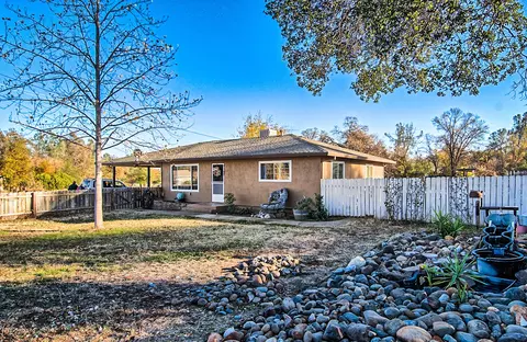 7645 Happy Valley Rd, Anderson, CA 96007 photo 2