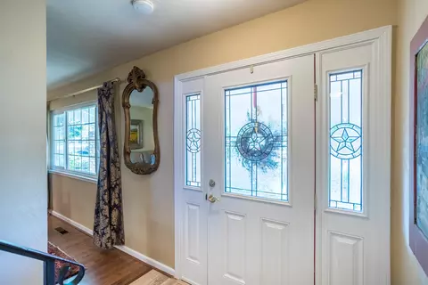 3691 Traverse St, Redding, CA 96002 photo 5