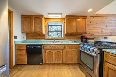 17178 Phillips Rd, Oak Run, CA 96069 photo 4
