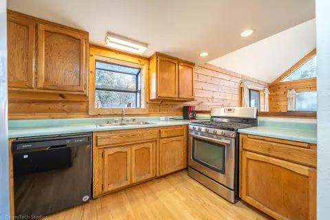 17178 Phillips Rd, Oak Run, CA 96069 photo 3