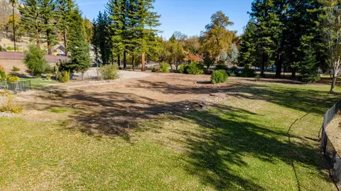 3389 Harlan Dr, Redding, CA 96003 photo 15