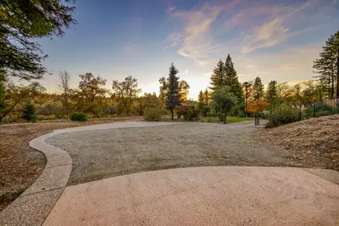 3389 Harlan Dr, Redding, CA 96003 photo 24