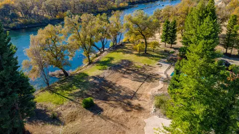 3389 Harlan Dr, Redding, CA 96003 photo 2