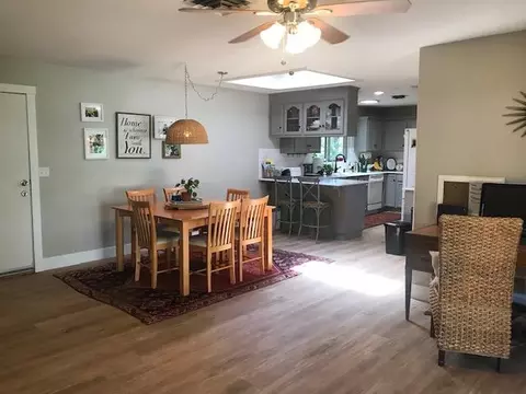 688 Terrace Dr, Redding, CA 96002 photo 5