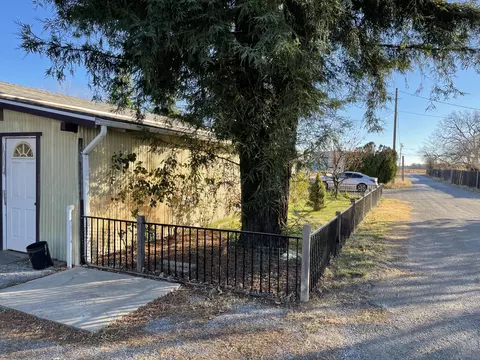7037 Arlin Ln, Redding, CA 96002 photo 23