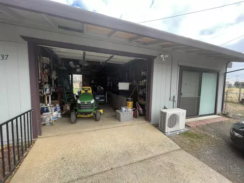 7037 Arlin Ln, Redding, CA 96002 photo 3
