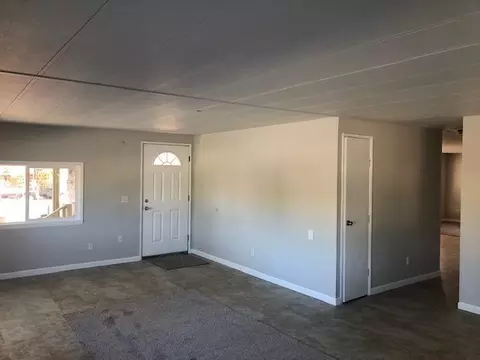 3355 Santa Rosa Way, Redding, CA 96003 photo 6