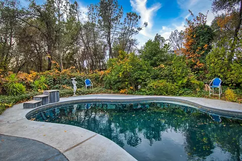 19749 Sweetwater Trl, Redding, CA 96003 photo 12