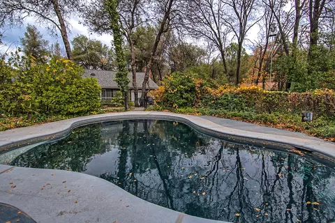 19749 Sweetwater Trl, Redding, CA 96003 photo 1