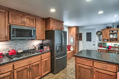 19749 Sweetwater Trl, Redding, CA 96003 photo 9