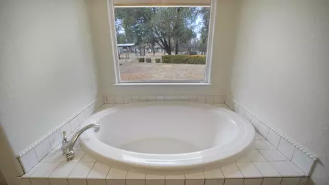 6130 Oak St, Anderson, CA 96007 photo 16