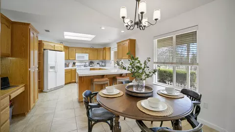 6130 Oak St, Anderson, CA 96007 photo 2