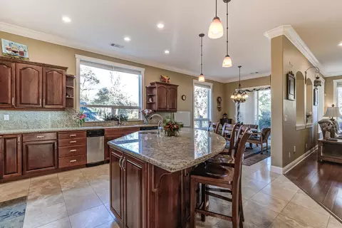 16900 Ski Way, Redding, CA 96003 photo 17
